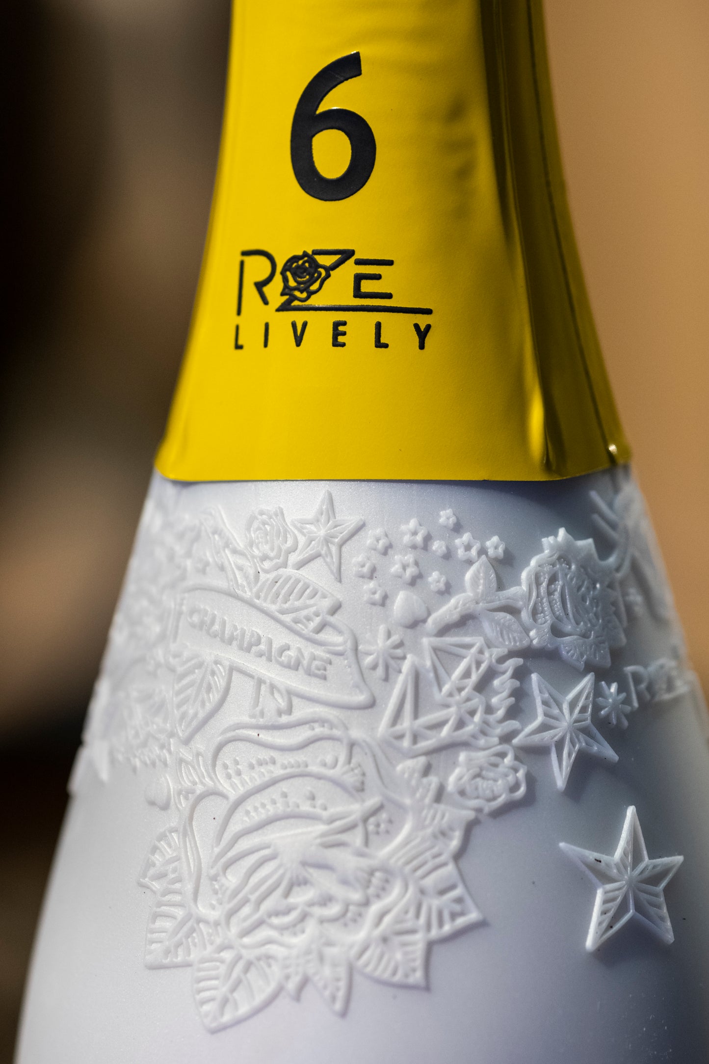 ROZE AUTOMOTIVE CHAMPAGNE - V6 LIVELY