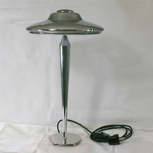 TAILOR-MADE AUTOMOTIVE HUBCAP LAMP