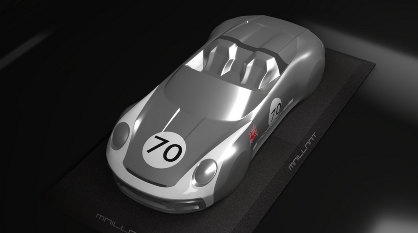 TAILOR-MADE "ICON OF SPEED" BY LAURENT