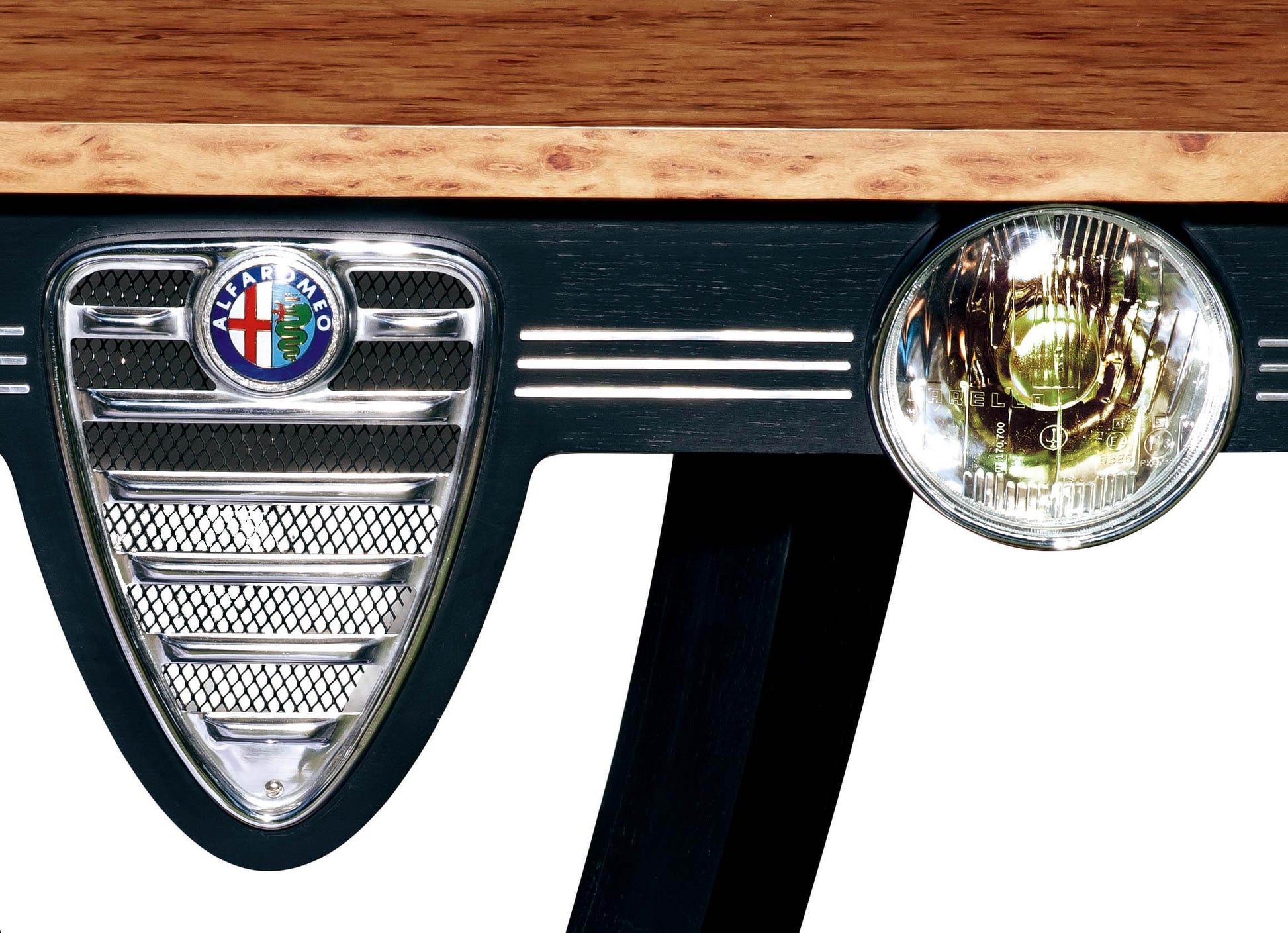 console bertone Alfa Romeo Giulia 1750 GT Veloce.