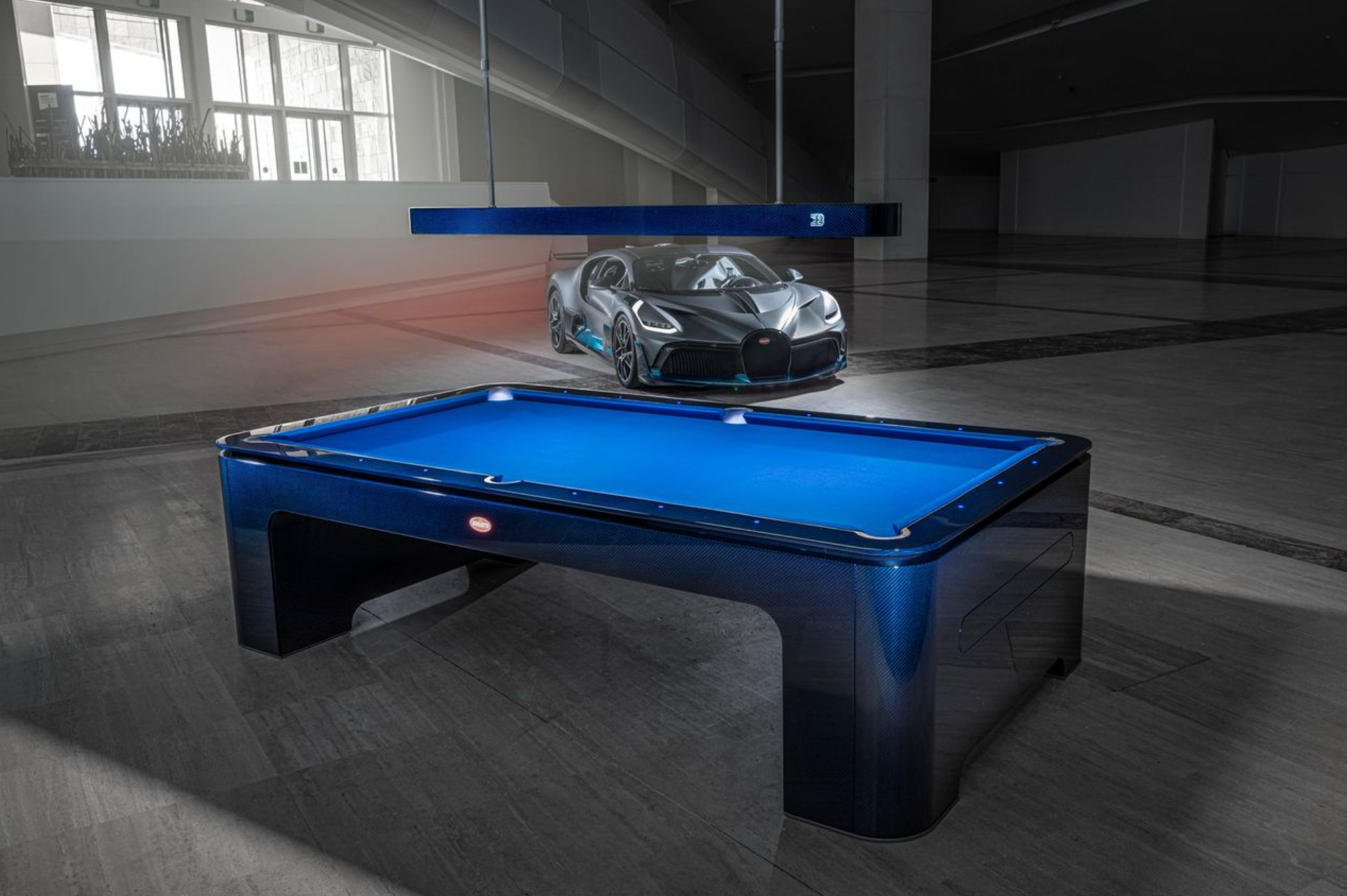 Load video: Bugatti pool table in carbon - Making of